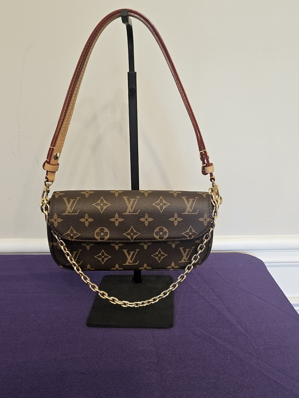 Louis Vuitton Ivy Wallet On Chain Monogram Microchipped w/ Dustbag - Picture 6 of 15